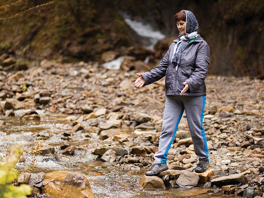 Walk to Cope With Isolation