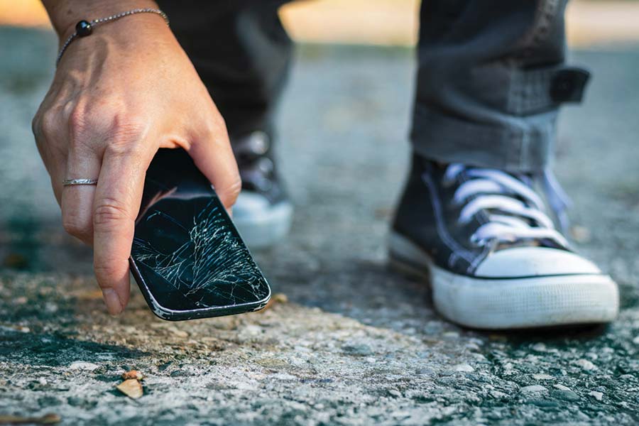 Cracked cellphone